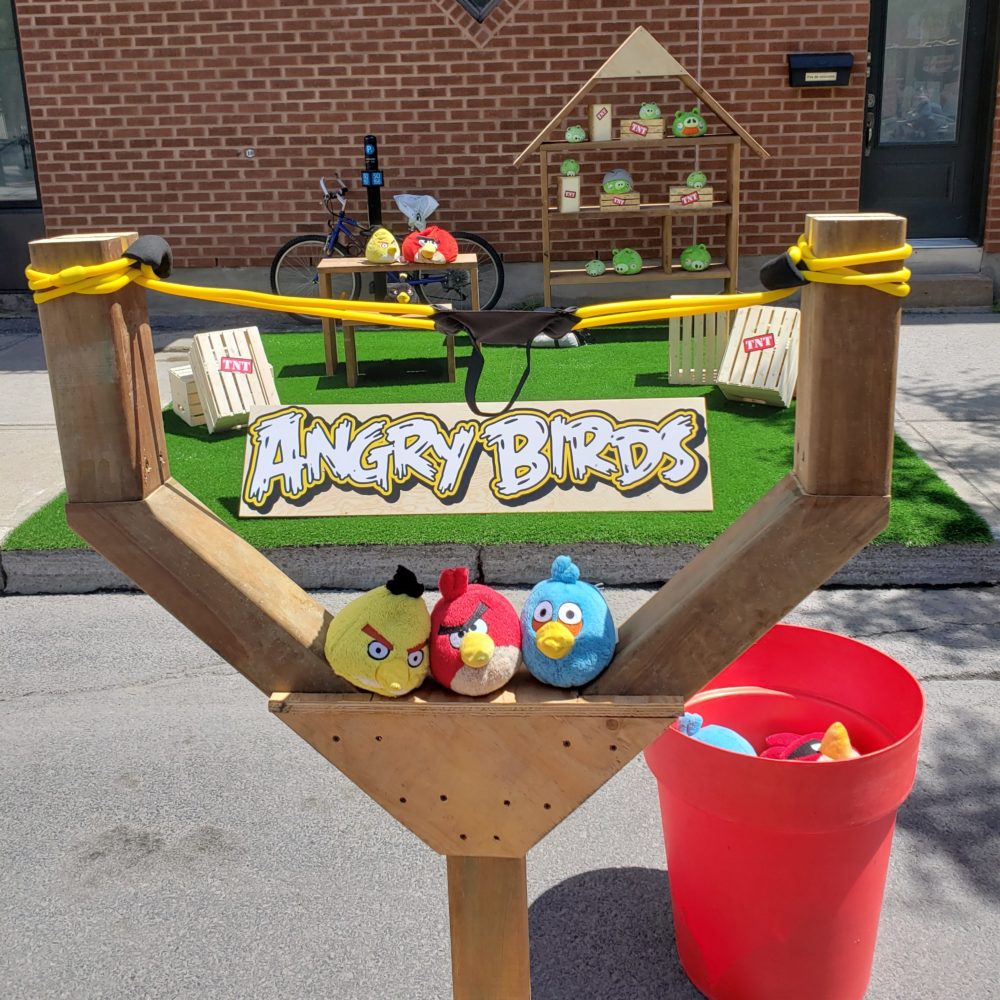 angry bird 1 les gars des jeux - location jeux géant montréal québec